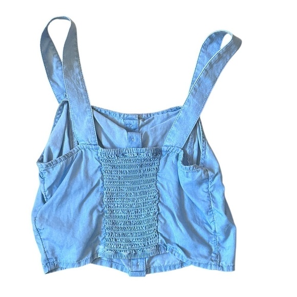 #39 Tommy Hilfiger Full Button Placket Tank Chambray Top in Light Blue - Picture 5 of 7